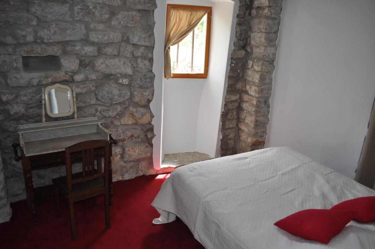 Domaine De Blancardy Hotel Moules-et-Baucels ภายนอก รูปภาพ